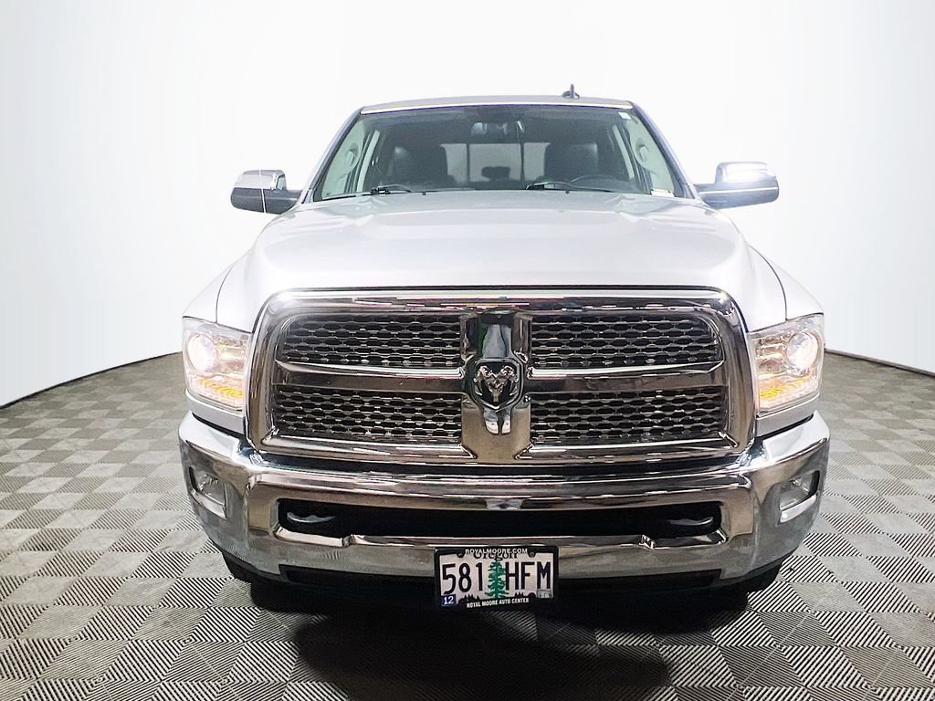 Used 2015 RAM 2500 Laramie w/ Convenience Group AWD/4WD image 2