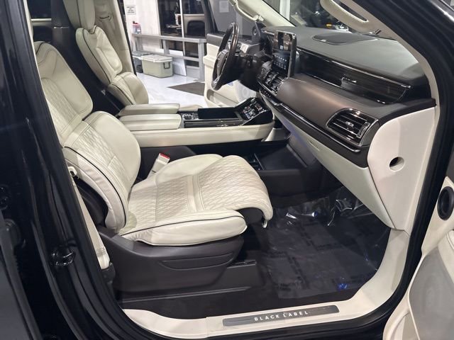 Used 2021 Lincoln Navigator Black Label AWD/4WD image 43