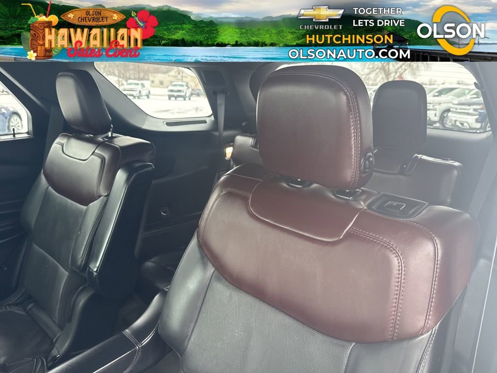 Used 2020 Ford Explorer Platinum w/ Premium Technology Package image 25