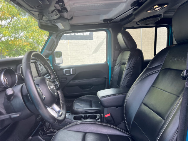 Used 2020 Jeep Wrangler Unlimited Sahara AWD/4WD image 4