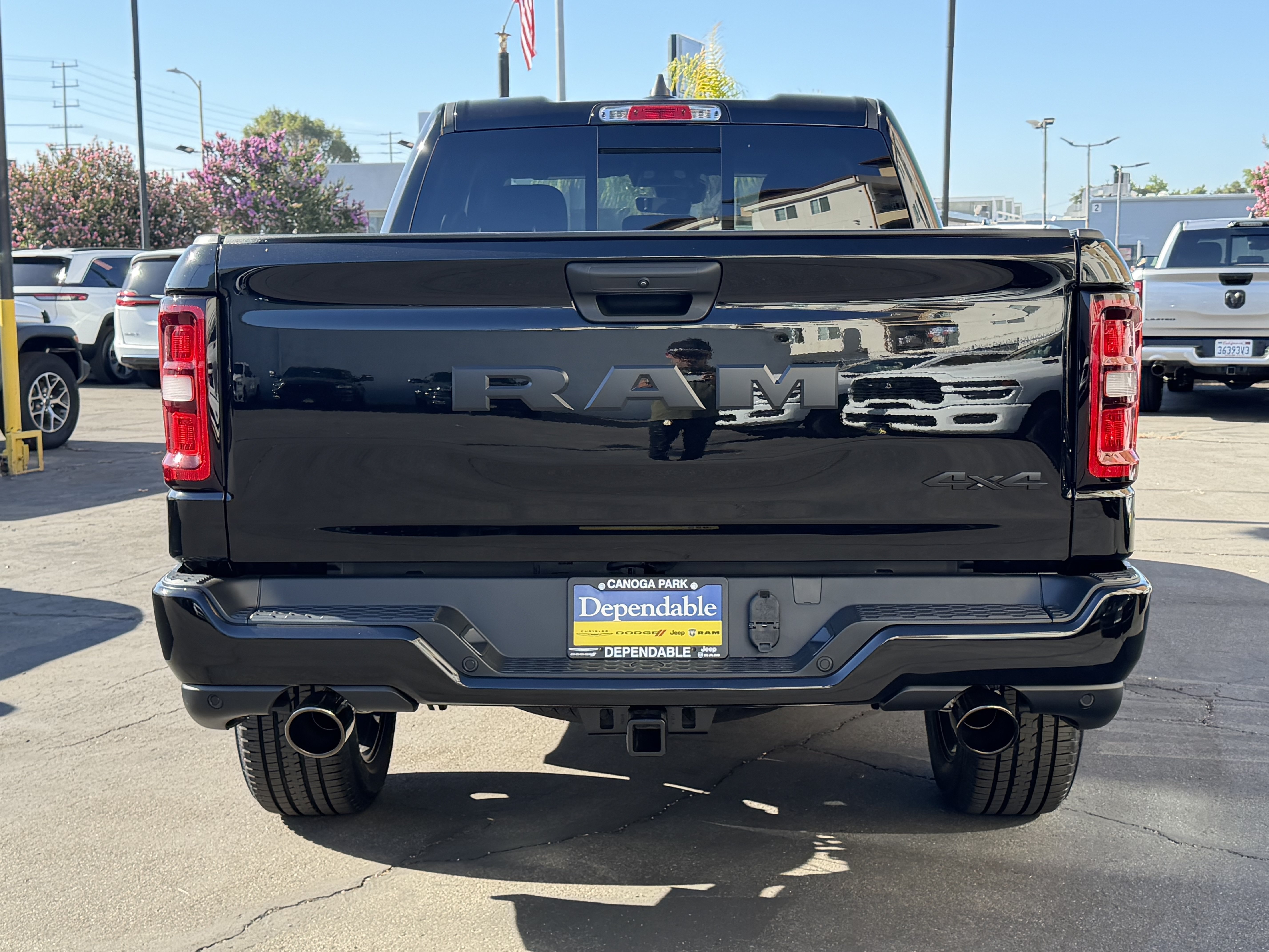 New 2026 RAM 1500 Express AWD/4WD image 9