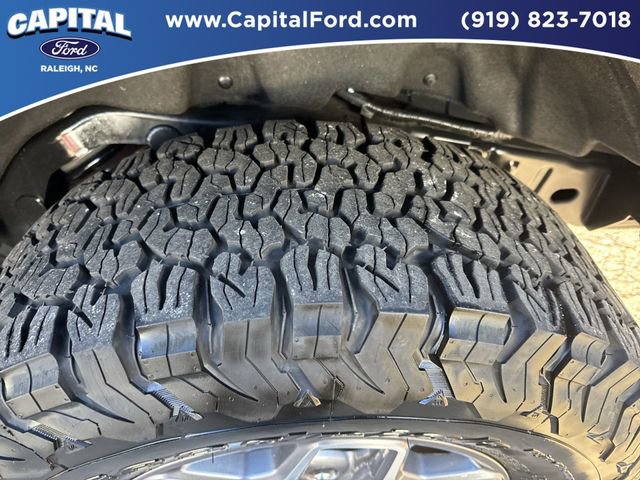 Certified 2025 Ford Bronco Badlands AWD/4WD image 14