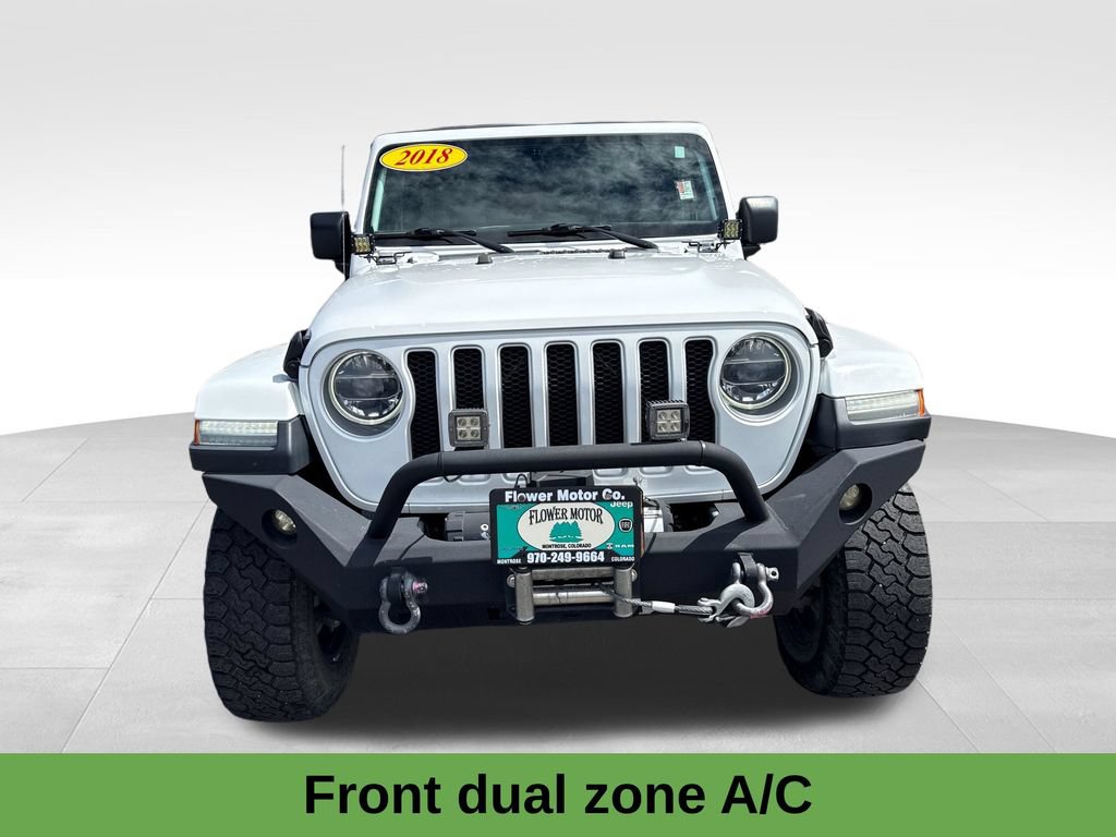 Used 2018 Jeep Wrangler Unlimited Sahara w/ LED Lighting Group AWD/4WD image 11