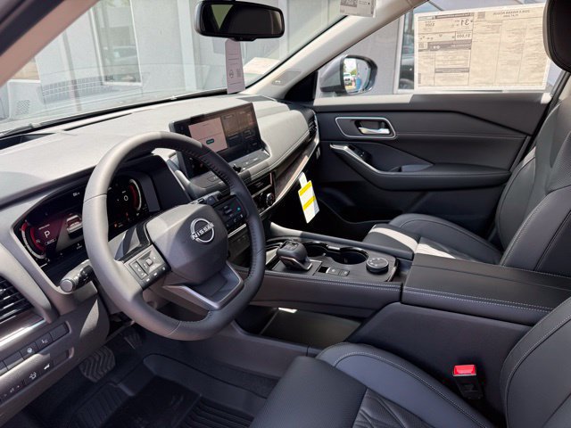 New 2026 Nissan Rogue Platinum w/ Platinum Premium Package AWD/4WD image 16