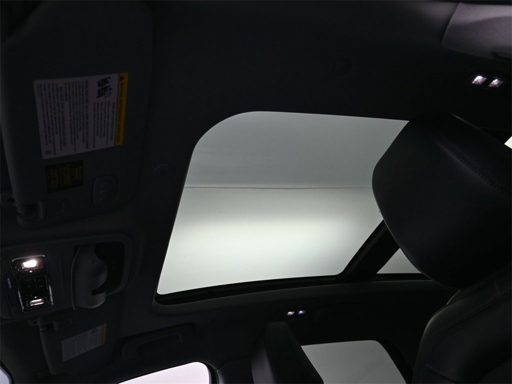 Used 2021 Lincoln Corsair AWD w/ Premium Package image 49