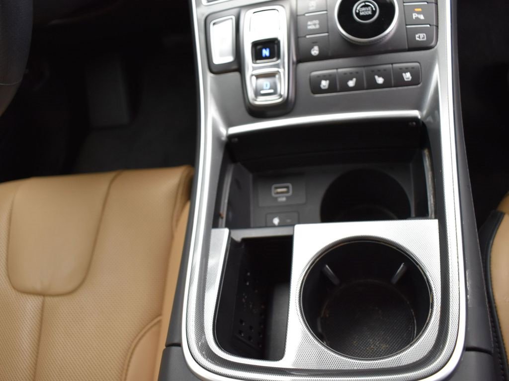 Used 2023 Hyundai Santa Fe Calligraphy image 24