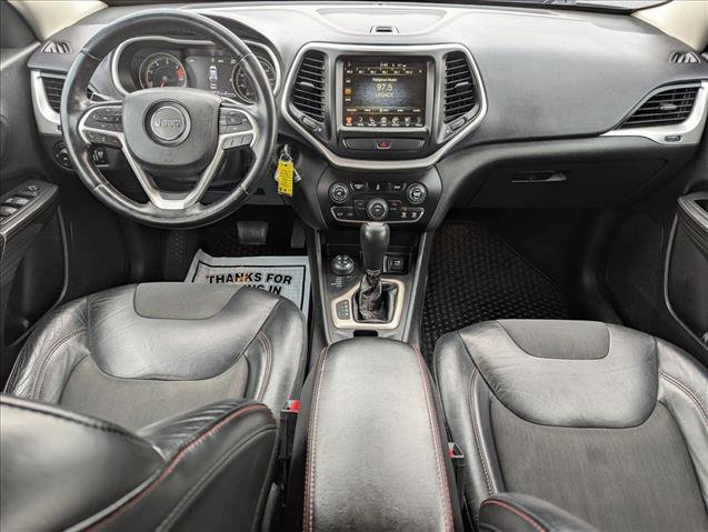 Used 2017 Jeep Cherokee Trailhawk image 17