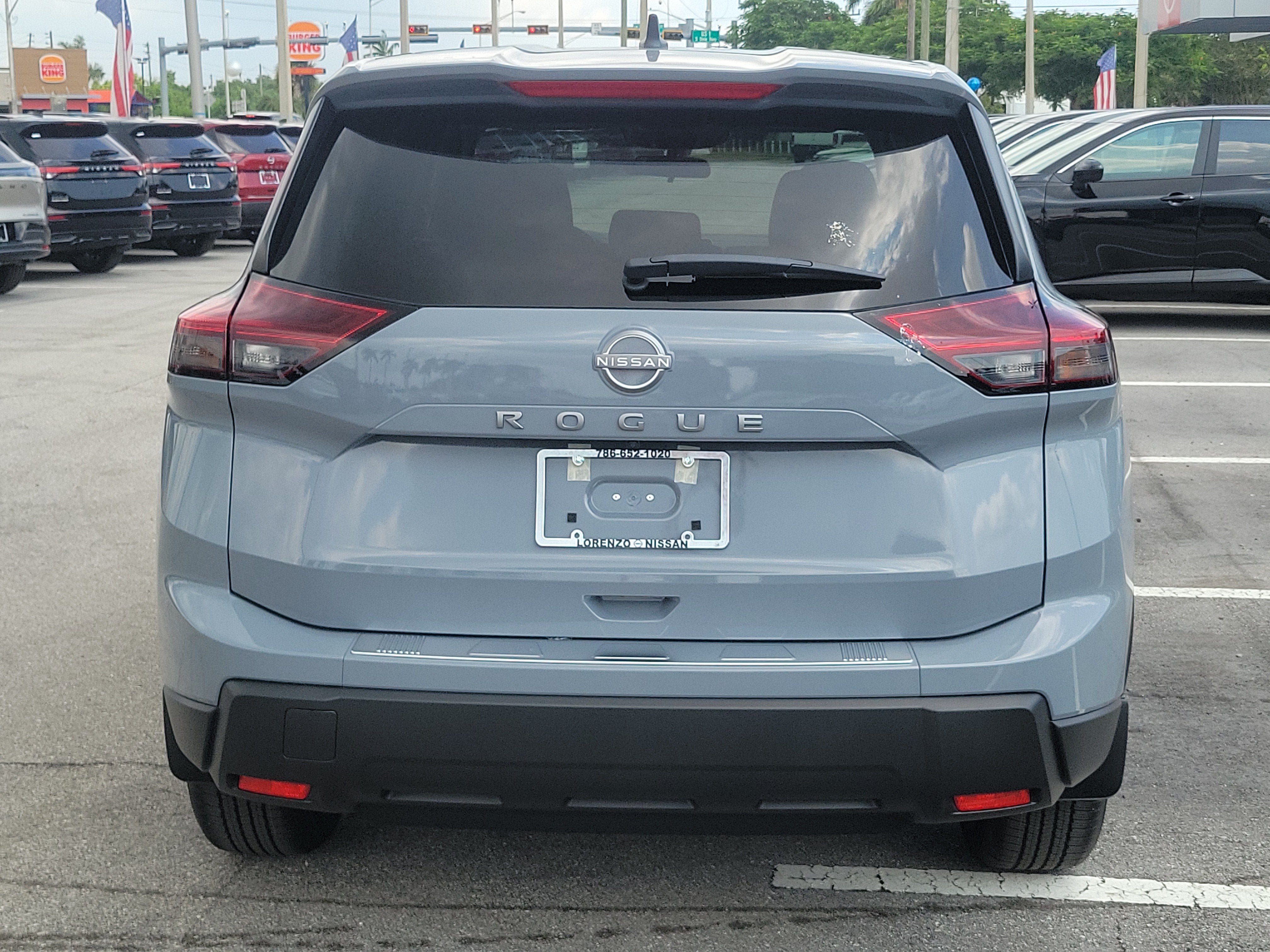 New 2027 Nissan Rogue SV FWD image 5