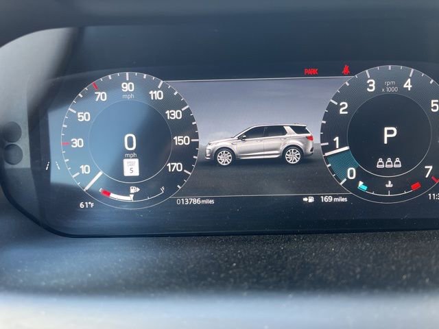 Used 2024 Land Rover Discovery Sport S image 11