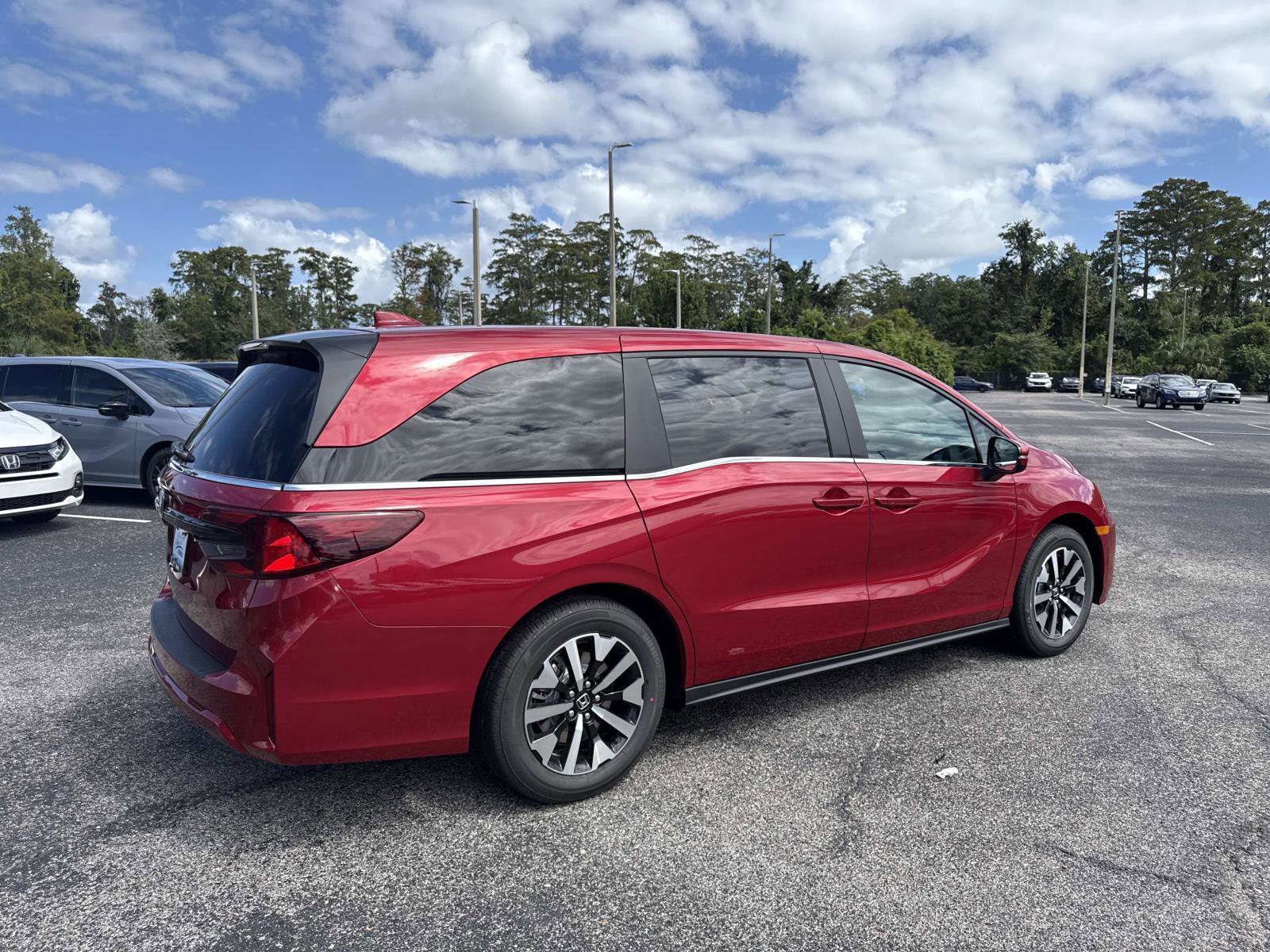 New 2026 Honda Odyssey EX-L image 4