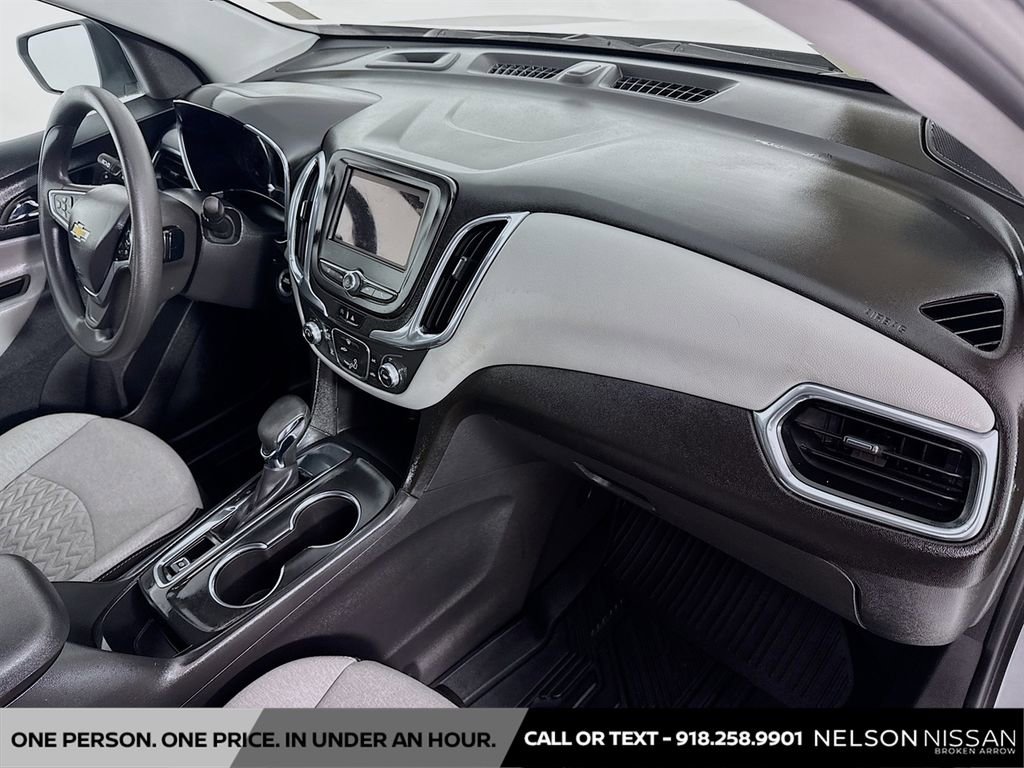 Used 2023 Chevrolet Equinox LS w/ LS Convenience Package FWD image 27