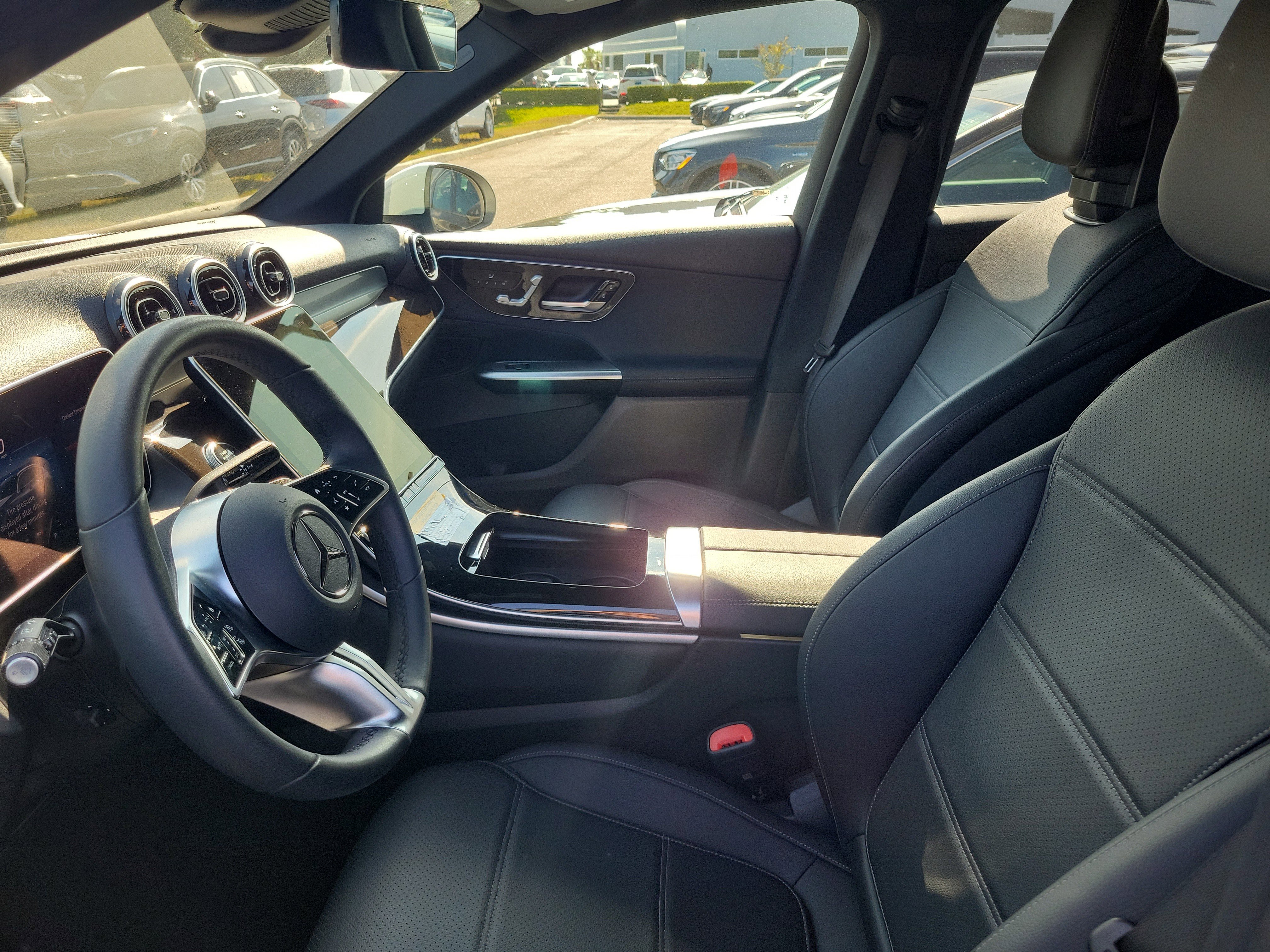 Certified 2025 Mercedes-Benz GLC 300 image 18