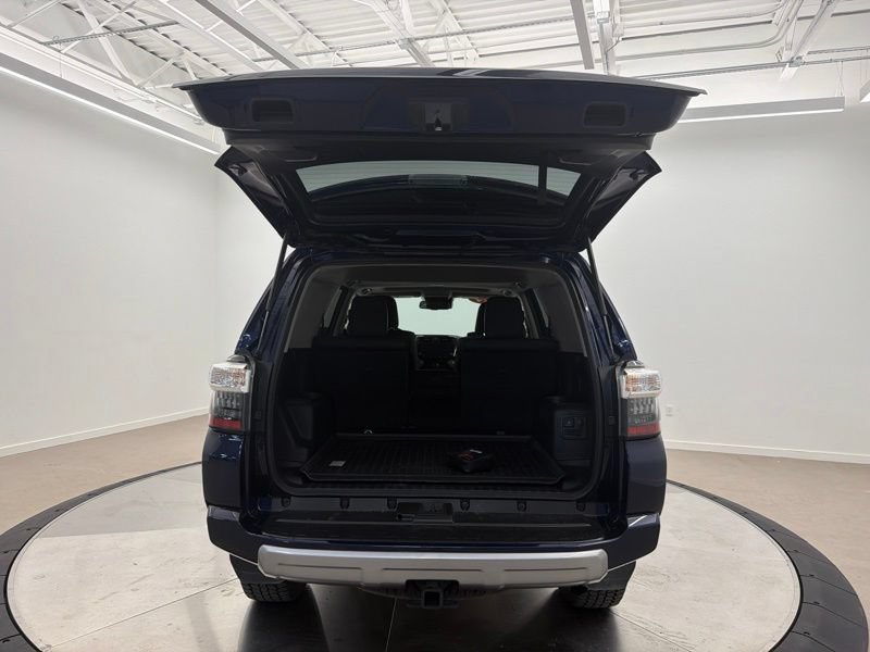 Used 2024 Toyota 4Runner TRD Off-Road Premium w/ Off Road Premium Plus Package AWD/4WD image 9