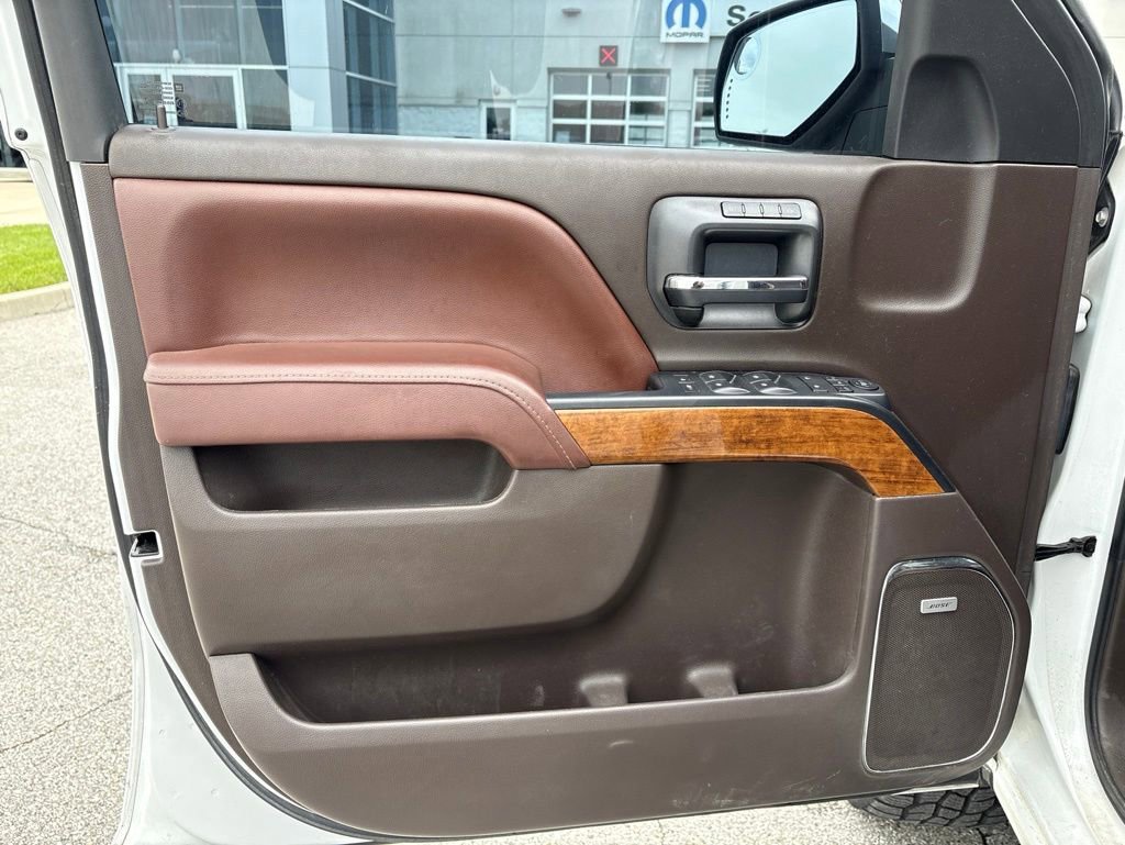 Used 2016 Chevrolet Silverado 1500 High Country w/ High Country Premium Package AWD/4WD image 8