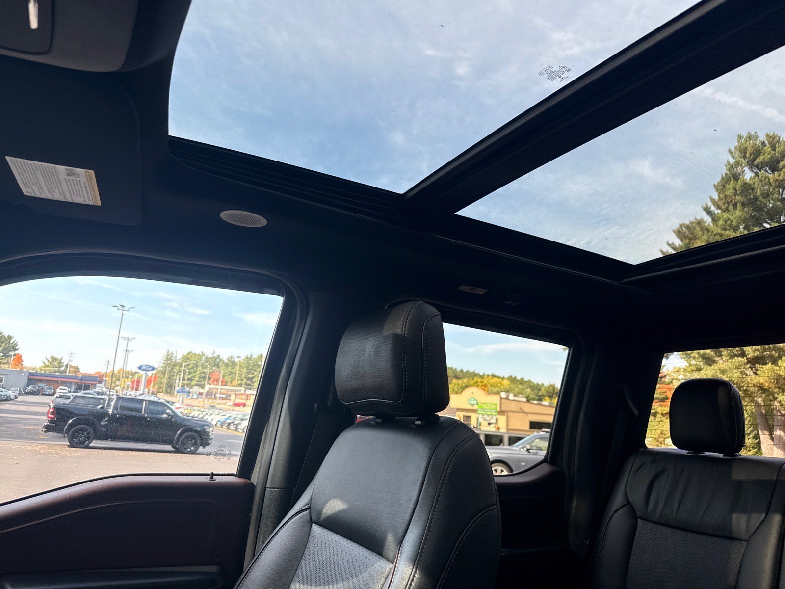 Used 2021 Ford F150 Lariat w/ Equipment Group 502A High AWD/4WD image 25