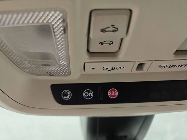 Used 2020 Cadillac XT5 Premium Luxury image 30