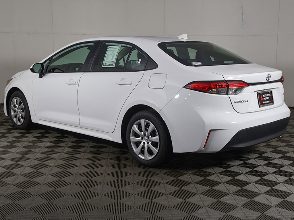 Used 2026 Toyota Corolla LE FWD image 8