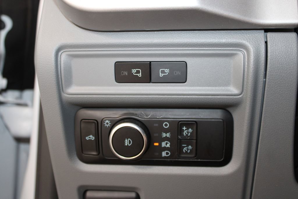 Used 2023 Ford F150 XLT w/ XTR Package image 38