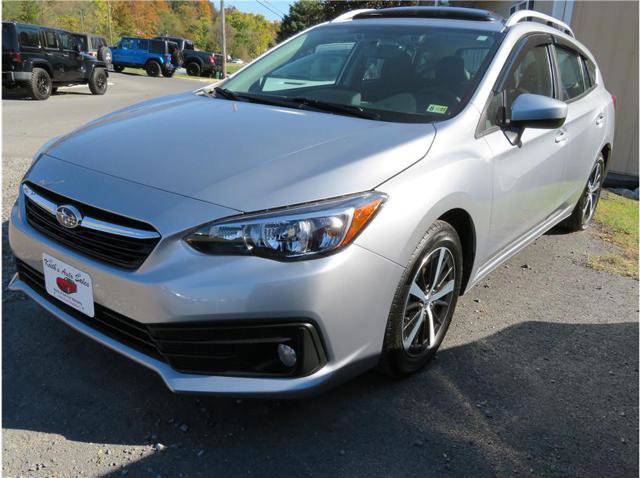 Used 2022 Subaru Impreza 2.0i Premium image 16