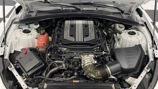 Used 2019 Chevrolet Camaro ZL1 image 8