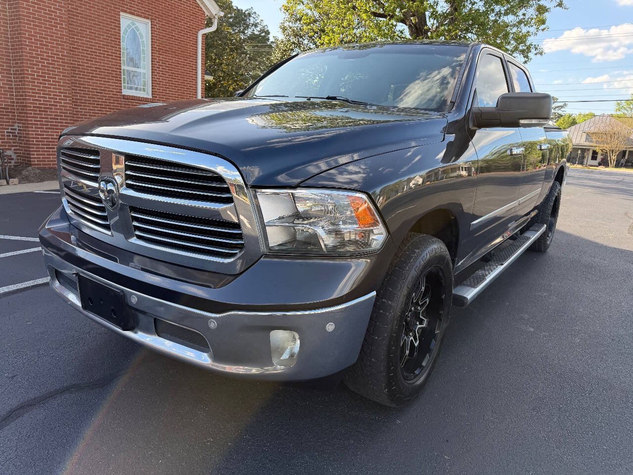 Used 2014 RAM 1500 Lone Star RWD image 2