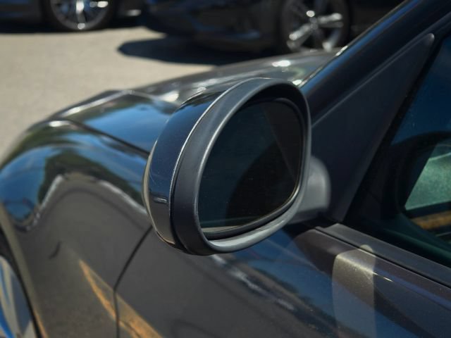 Used 2006 BMW 325i Sedan RWD image 11