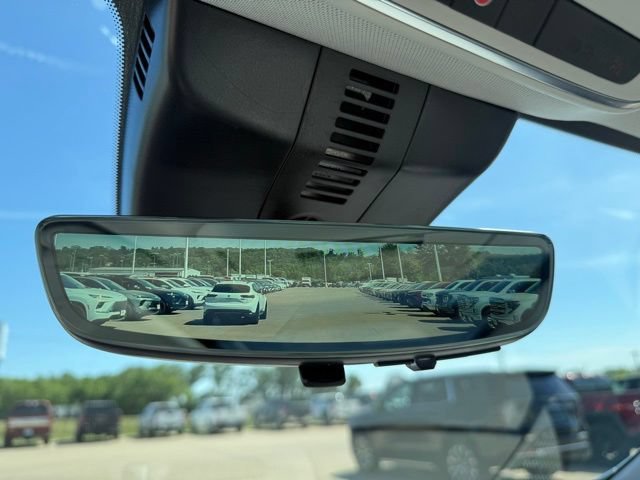 New 2026 Buick Enclave Avenir w/ Super Cruise Package AWD/4WD image 29