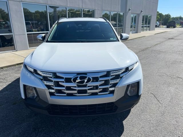 Used 2022 Hyundai Santa Cruz SEL Premium w/ Cargo Package AWD/4WD image 2