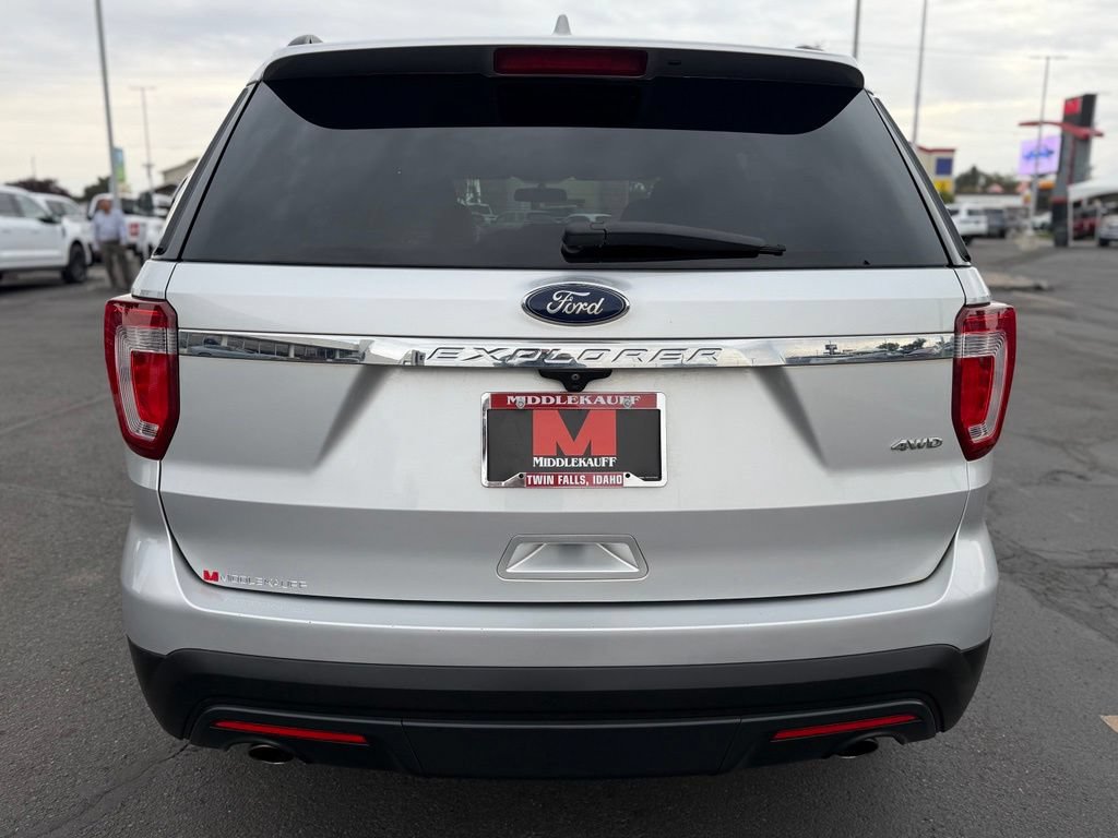 Used 2017 Ford Explorer 4WD image 4