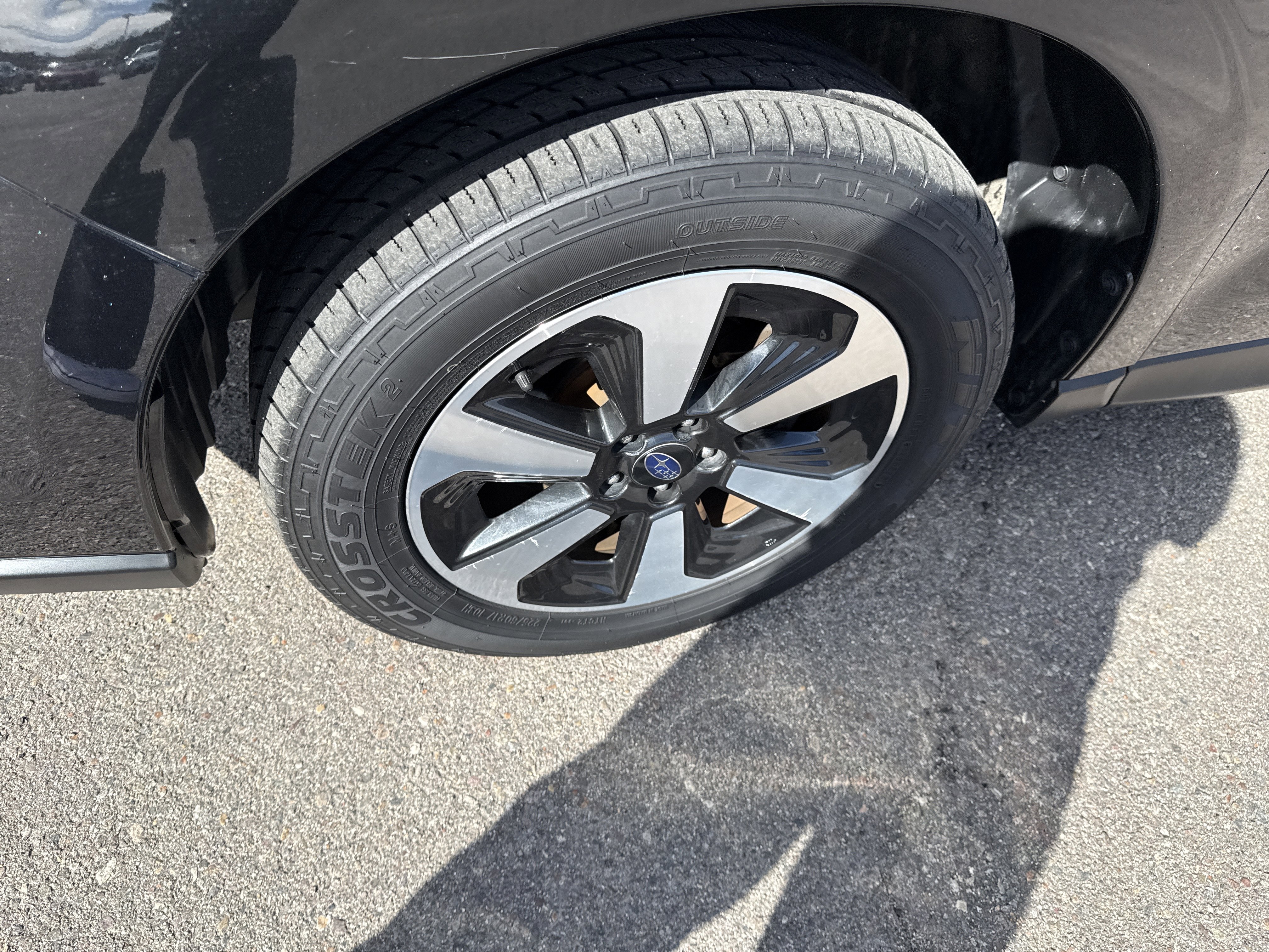 Used 2018 Subaru Forester 2.5i Premium w/ All-Weather Package image 9