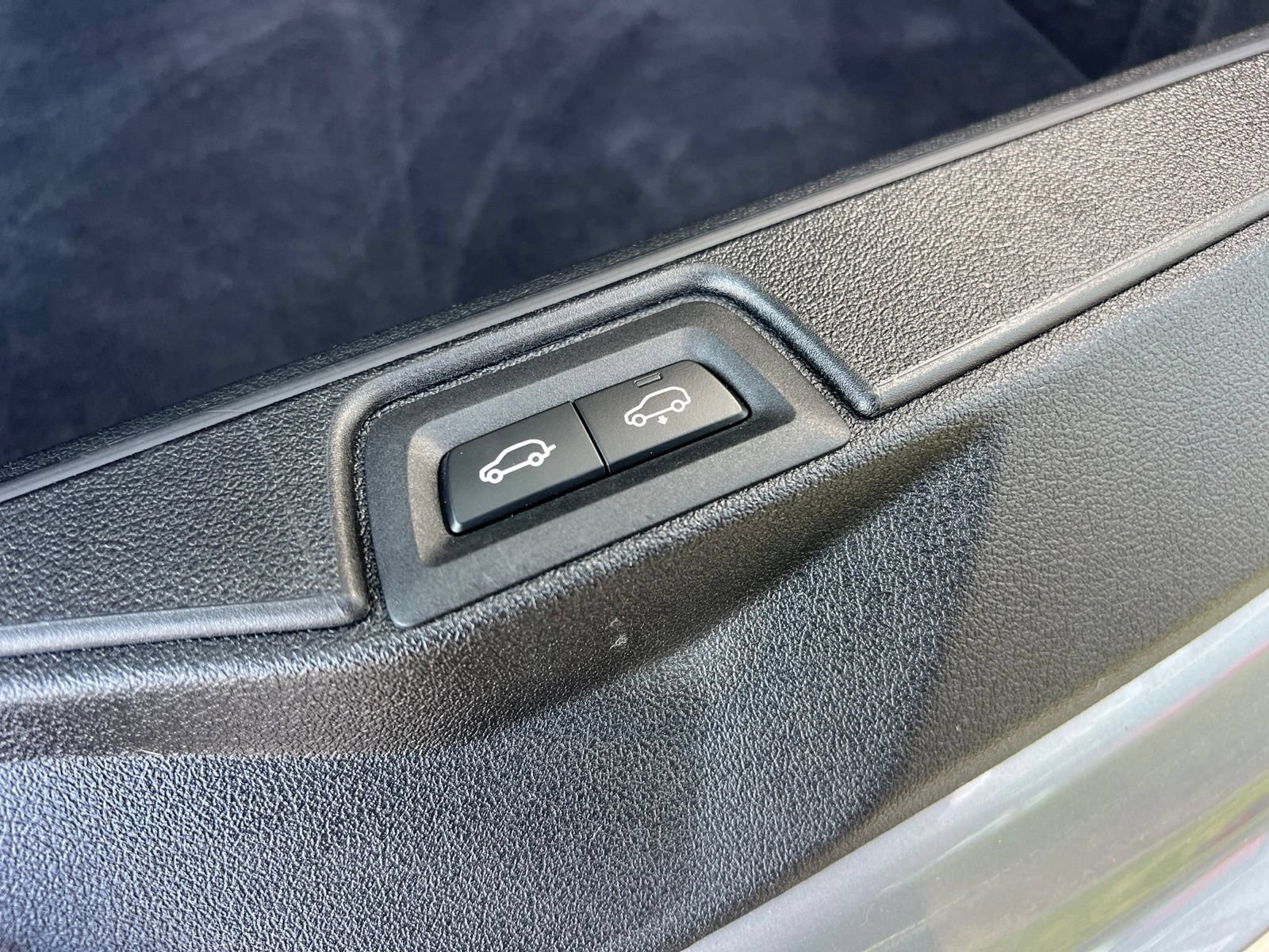 Used 2024 BMW X7 M60i w/ Executive Package AWD/4WD image 39