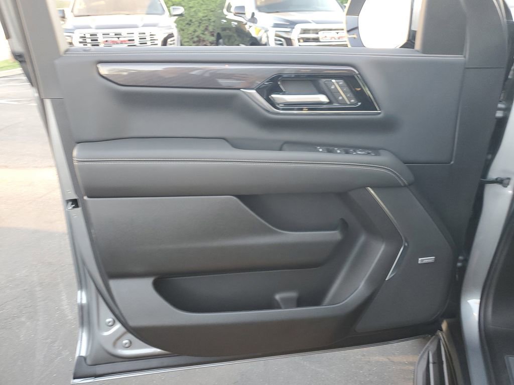 New 2026 GMC Yukon XL Elevation w/ Elevation Premium Package image 14