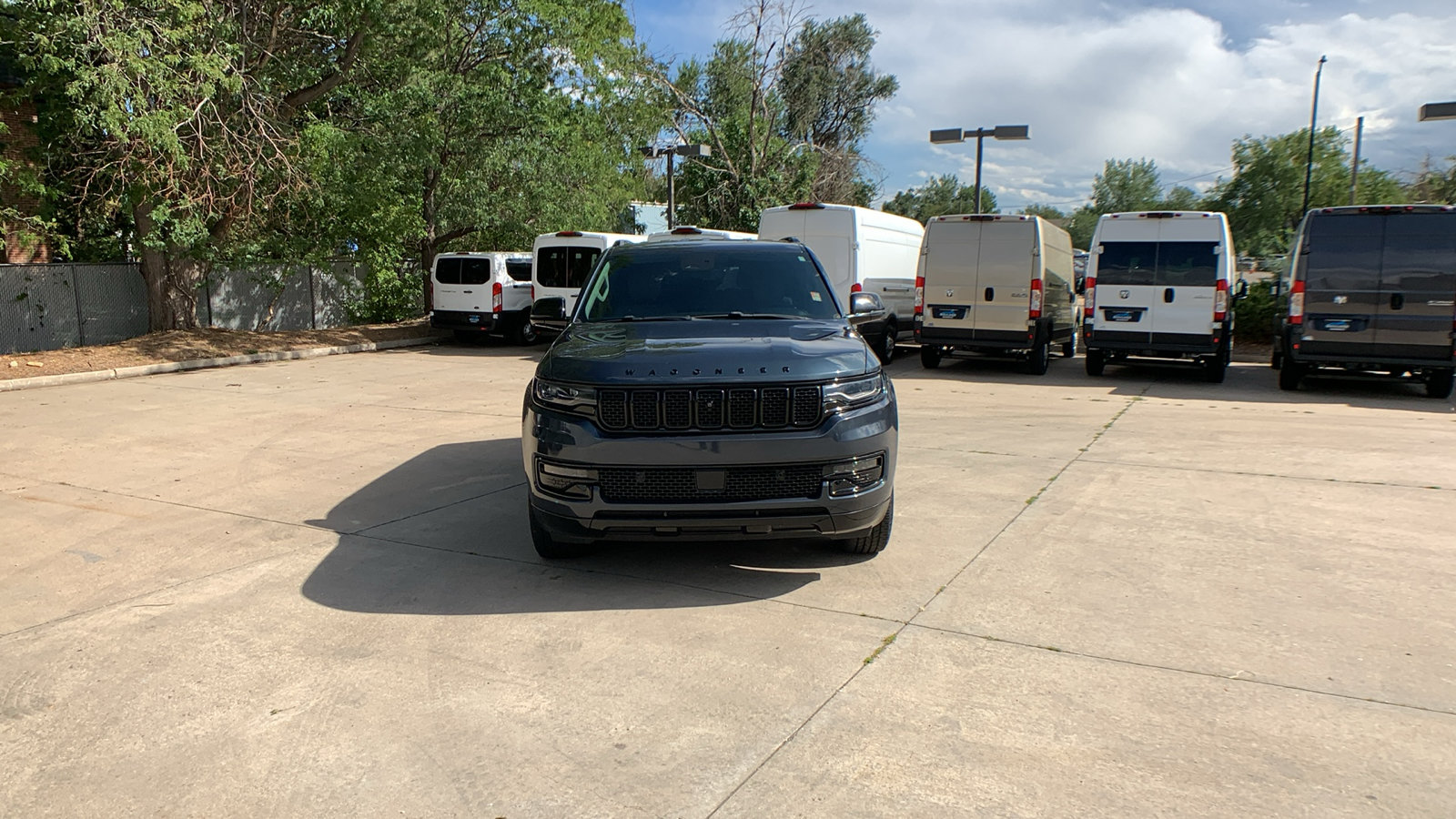 Used 2023 Jeep Wagoneer 4WD w/ Convenience Group I image 8