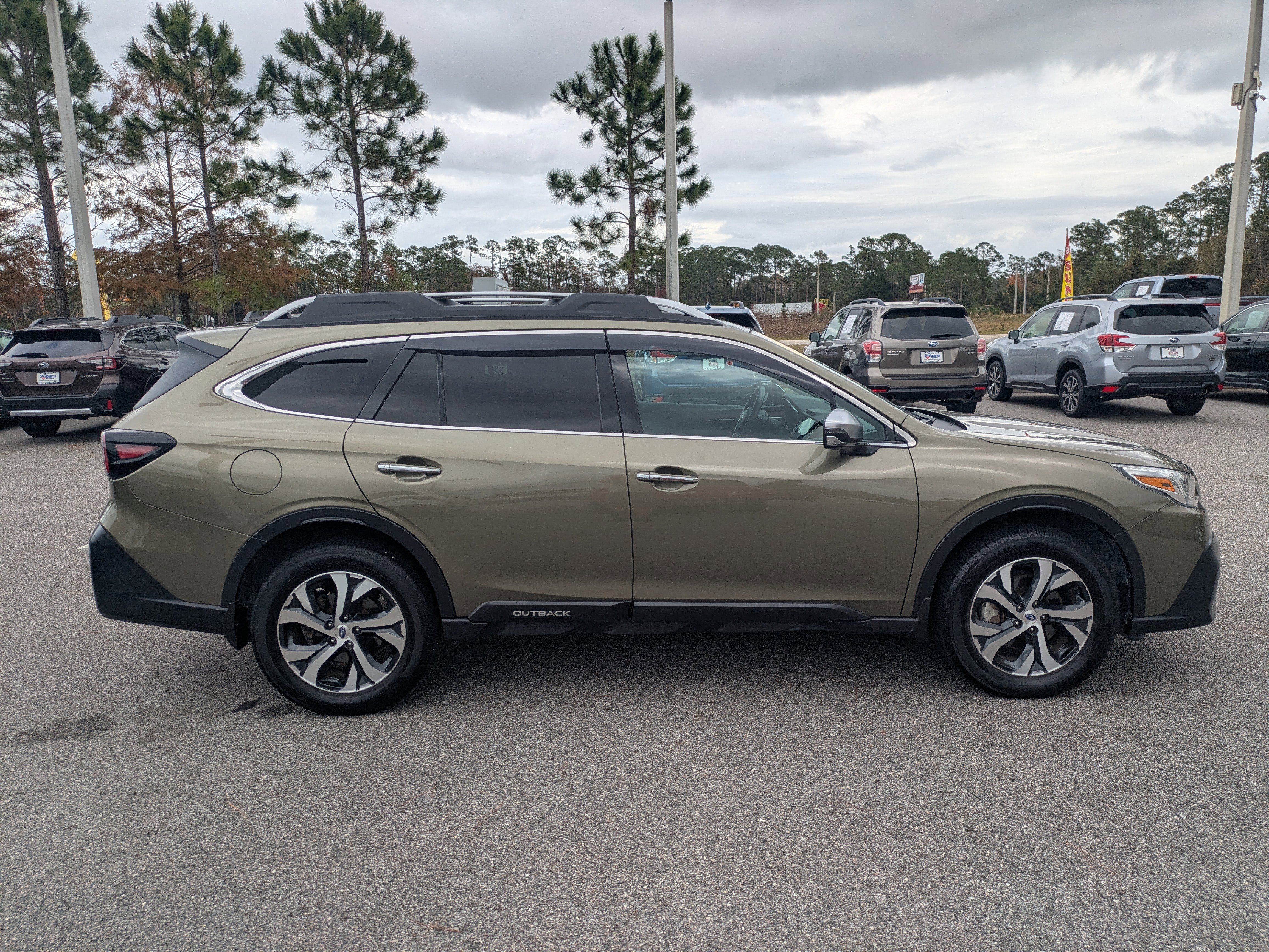 Certified 2022 Subaru Outback Touring XT w/ Popular Package #2 image 3