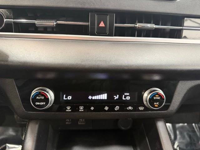 Used 2022 Mitsubishi Outlander ES image 31