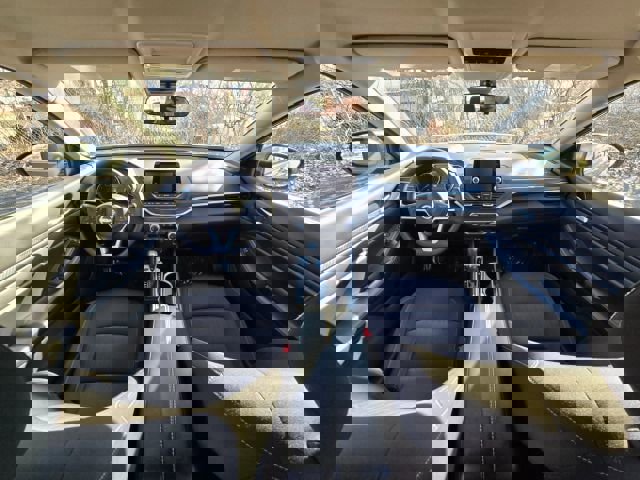 Used 2024 Nissan Altima 2.5 SV image 19