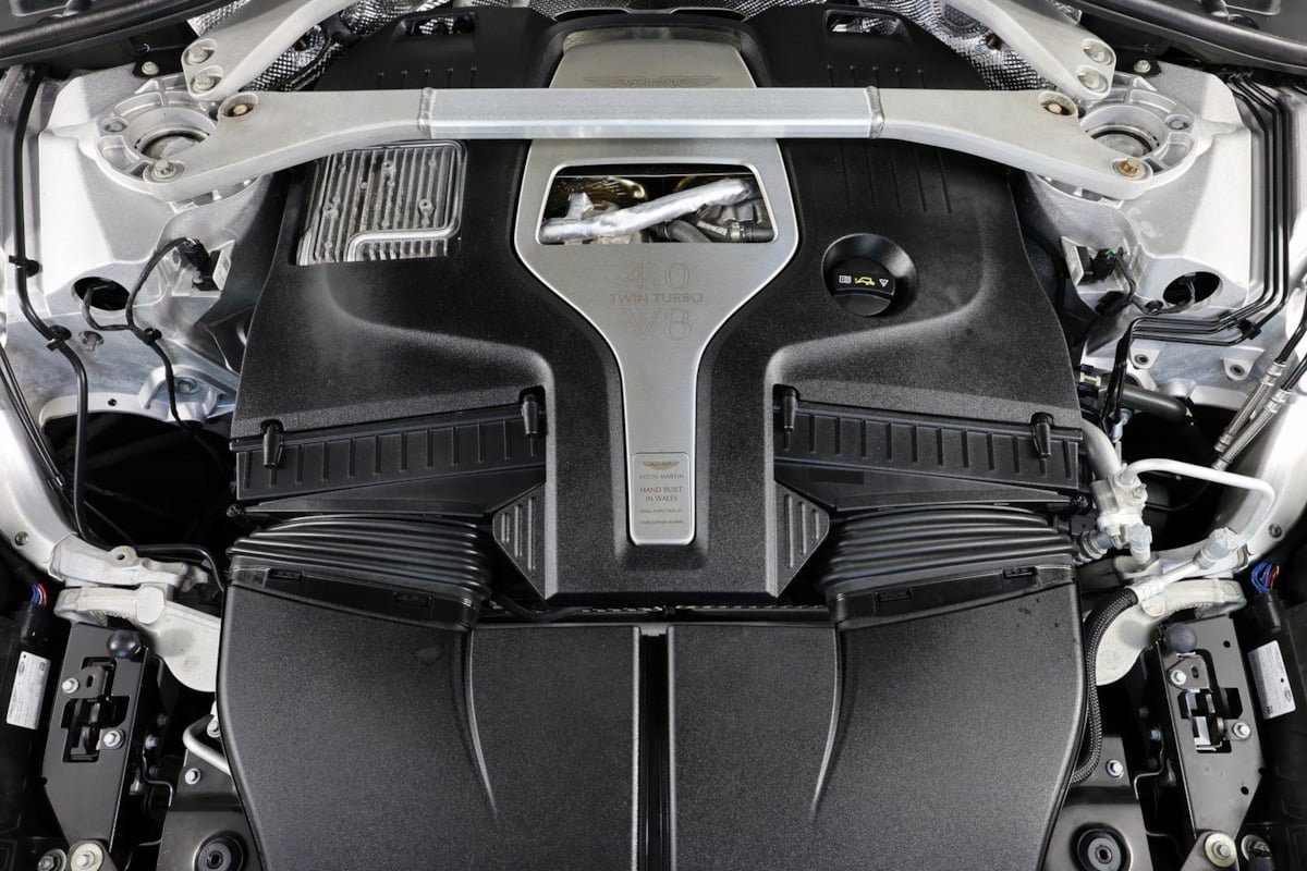 Used 2021 Aston Martin DBX image 36