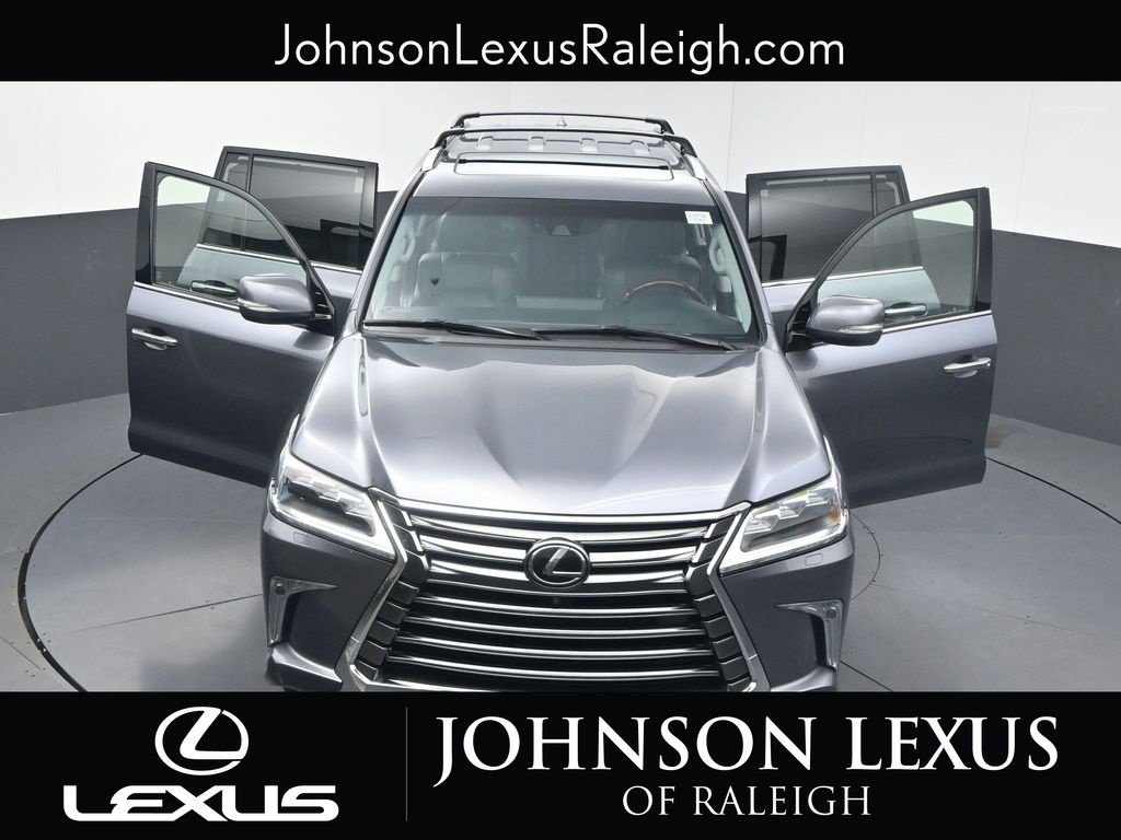 Used 2019 Lexus LX 570 4WD w/ Luxury Package image 33