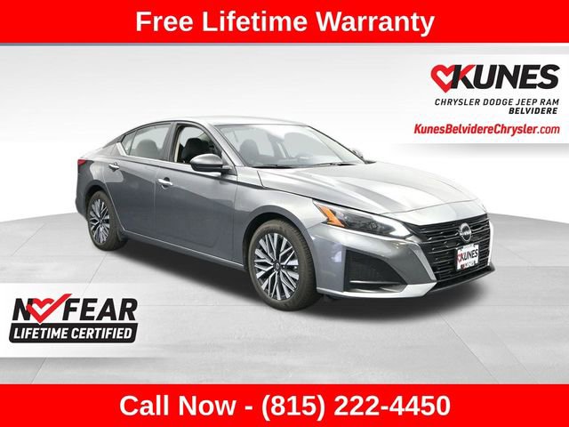 Used 2024 Nissan Altima 2.5 SV