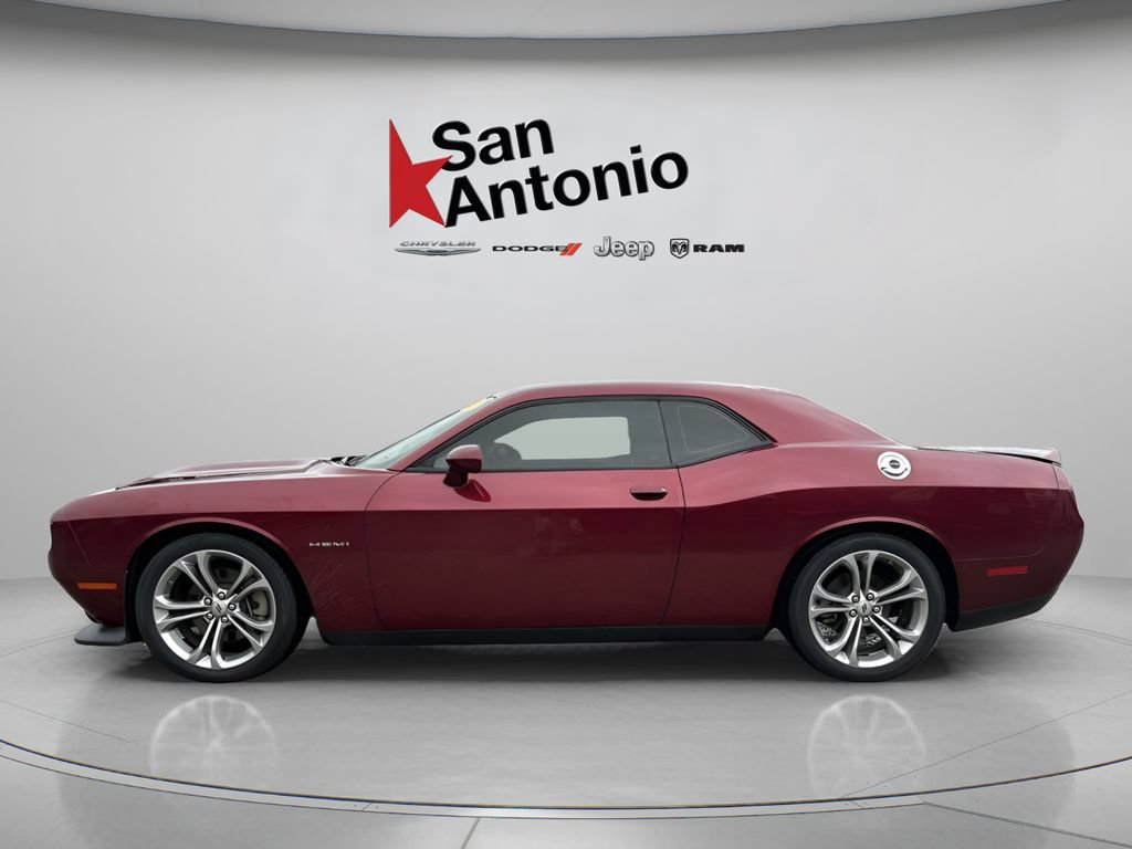 Used 2022 Dodge Challenger R/T RWD image 8