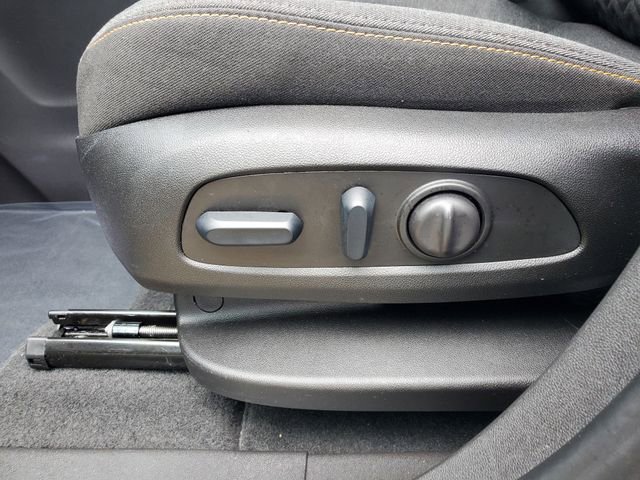 Certified 2024 Chevrolet Equinox LT w/ LPO, Floor Liner Package image 22