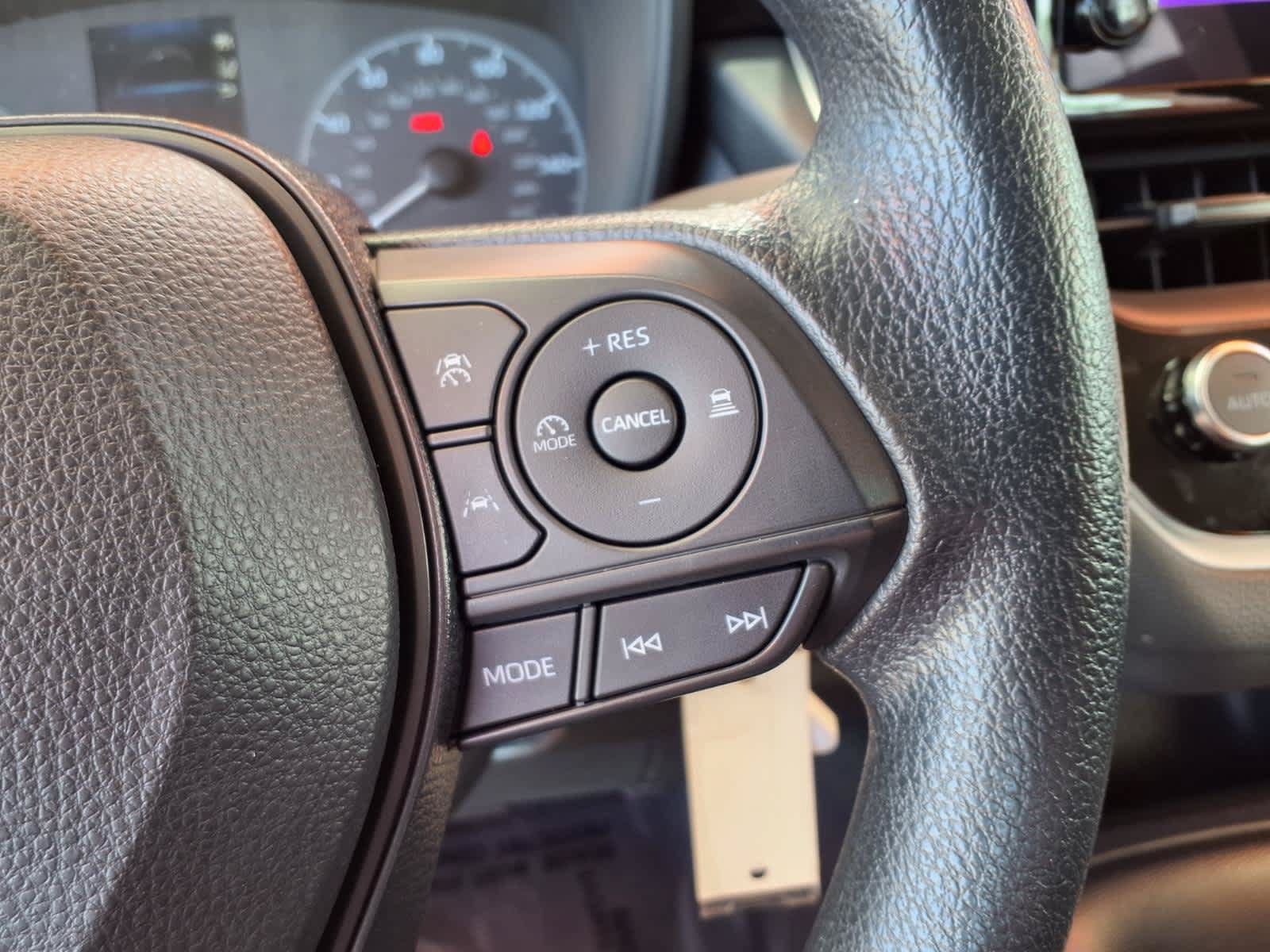 Used 2024 Toyota Corolla LE FWD image 21