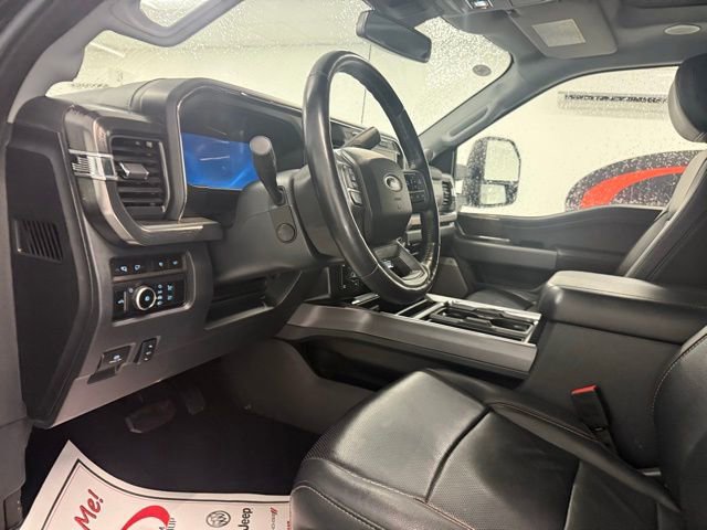 Used 2024 Ford F350 Lariat w/ Lariat Ultimate Package AWD/4WD image 12