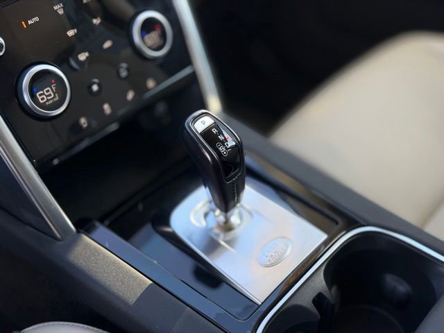 Used 2021 Land Rover Discovery Sport S AWD/4WD image 19