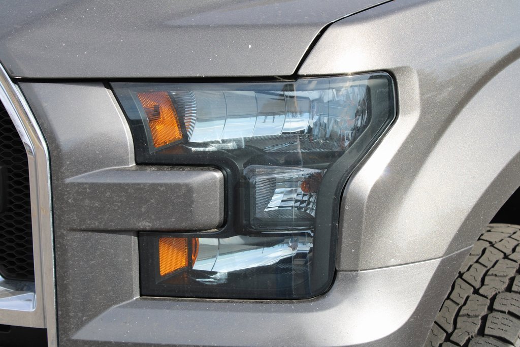 Used 2017 Ford F150 XLT image 11