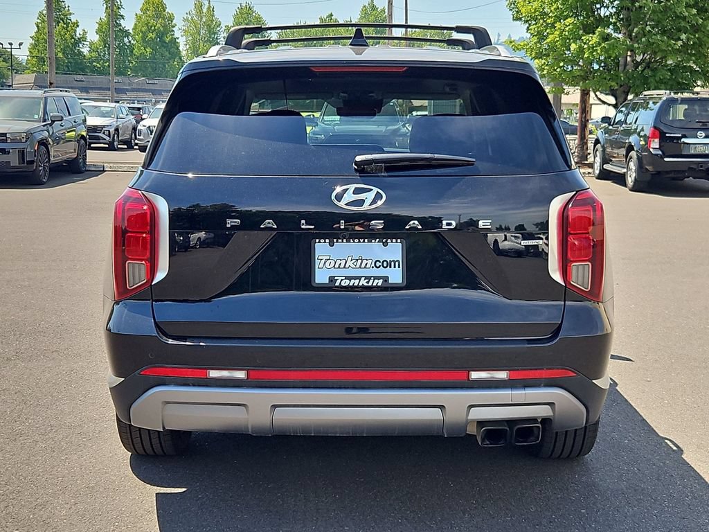 Used 2023 Hyundai Palisade Limited AWD/4WD image 5