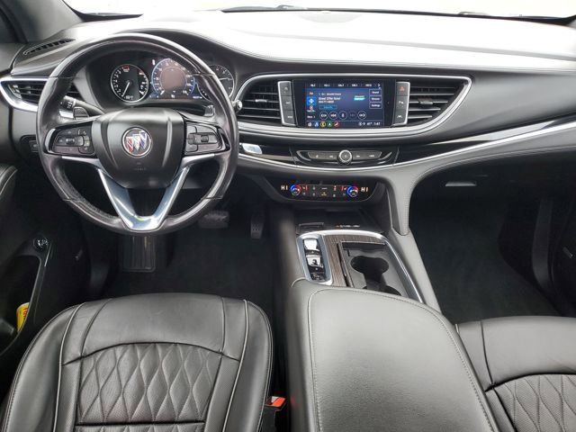 Used 2023 Buick Enclave Avenir w/ Avenir Technology Package AWD/4WD image 32