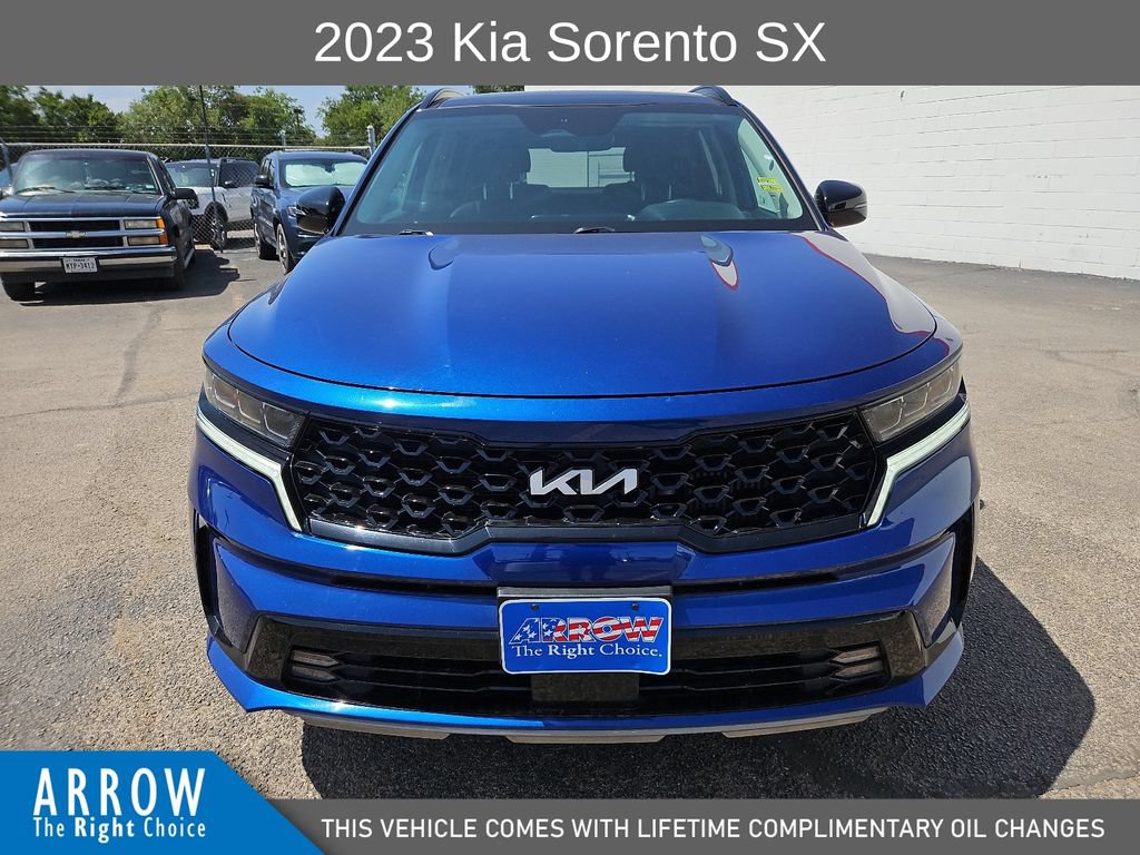 Used 2023 Kia Sorento SX AWD/4WD image 3