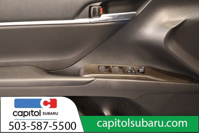 Used 2023 Toyota Camry SE image 11