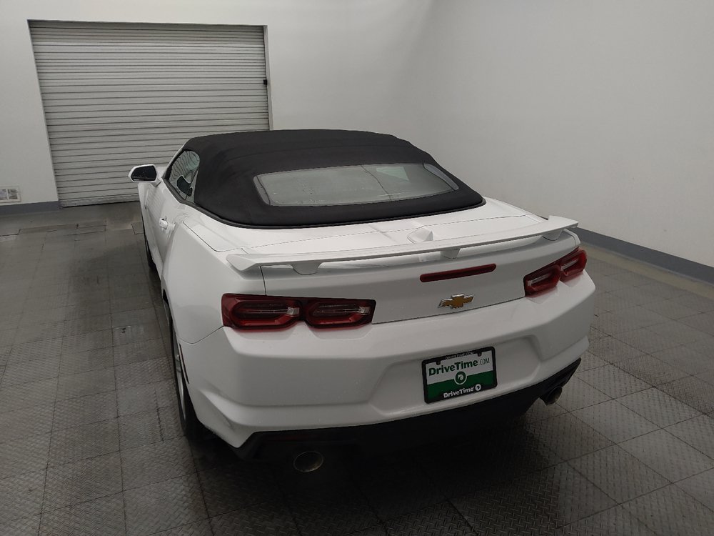 Used 2020 Chevrolet Camaro LT RWD image 6